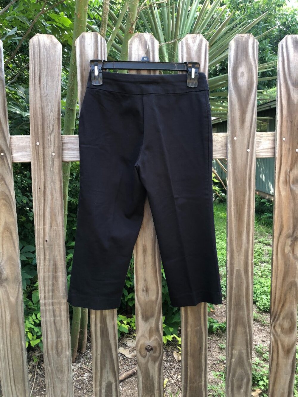 Croft & Barrow Black Capri Pants, Size 6 Regular